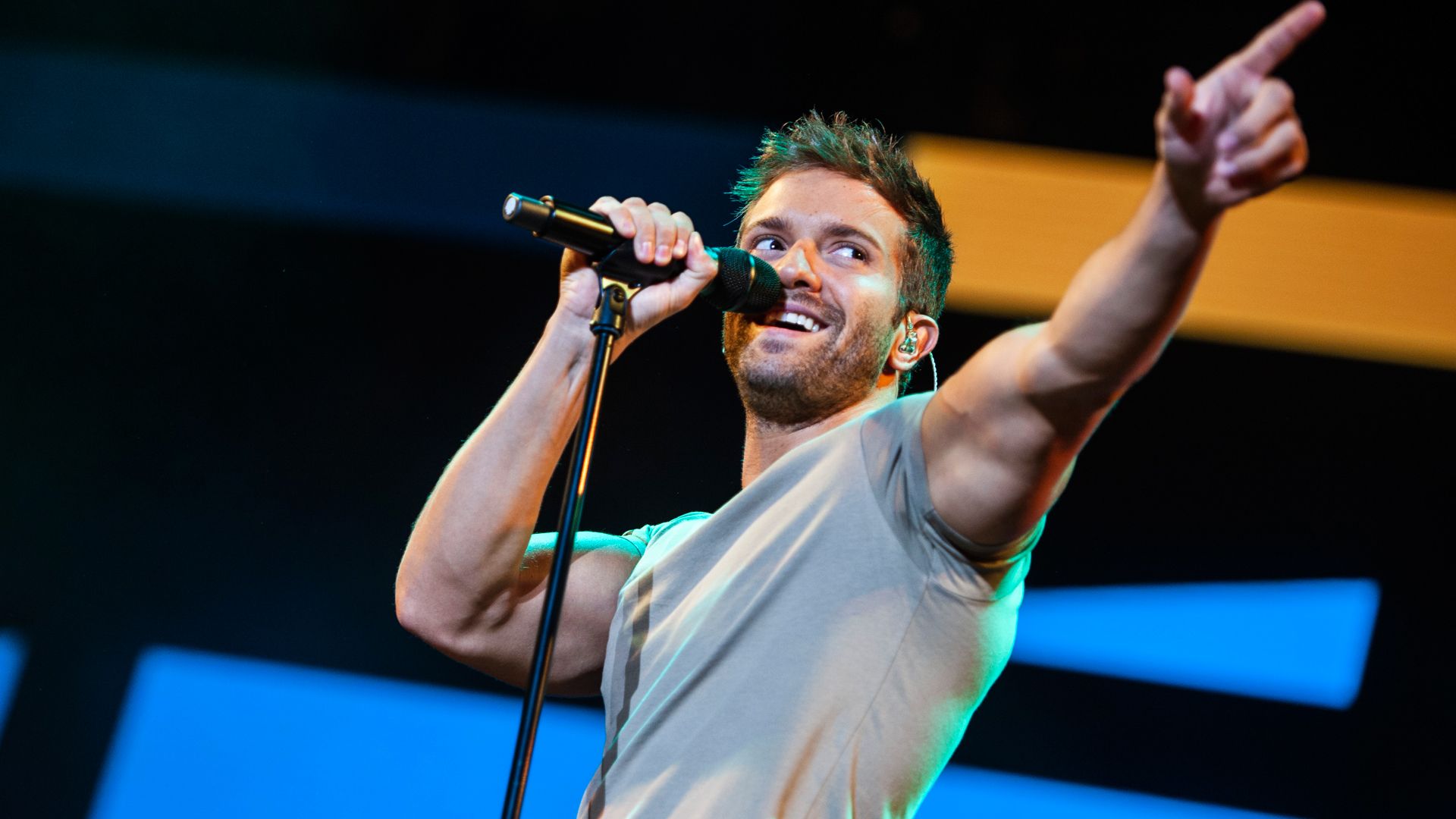 Pablo Alborán Wallpapers - Wallpaper Cave