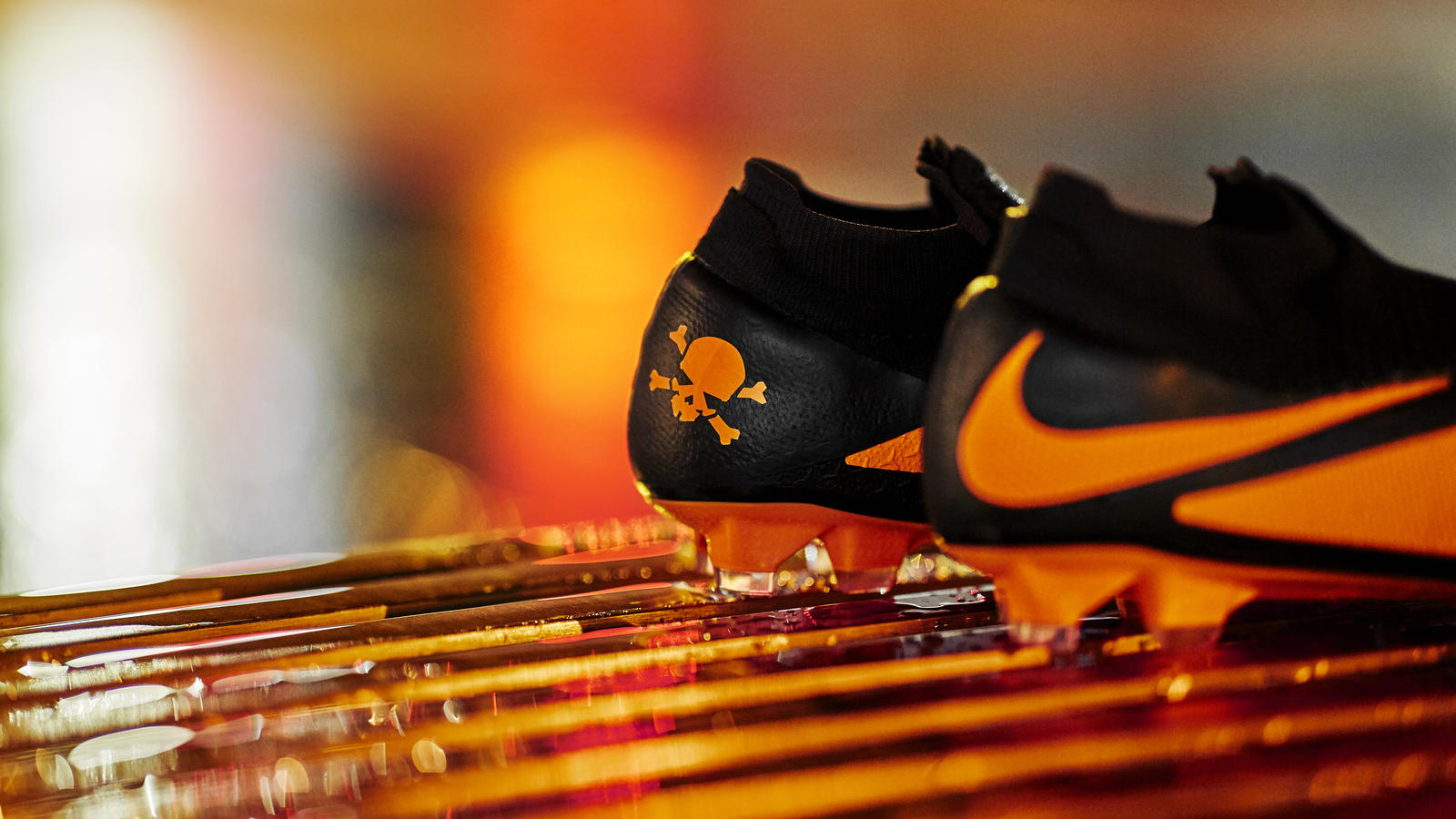 Nike Phantom VSN 2 Future DNA Hypervenom