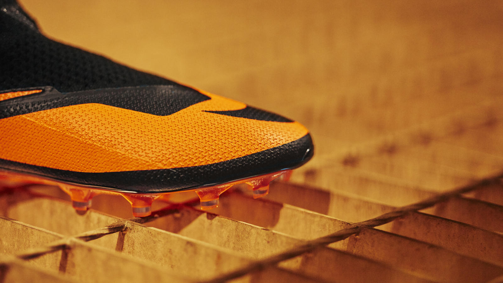 Nike Phantom VSN 2 Future DNA Hypervenom