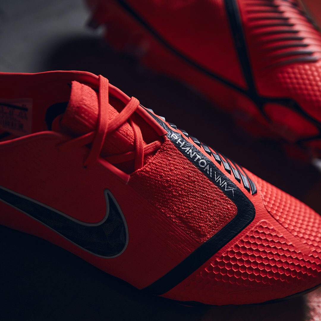 Pro:Direct Soccer's new weapon. Introducing the Phantom Venom. Flyknit upper, 30% bigger strike zone, hyperreactive soleplate. This boot is packing