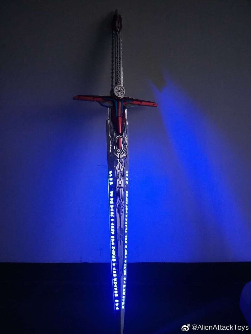 Alien Attack Toys Optimus Prime Role Playing Sword Replica with Animated Lights