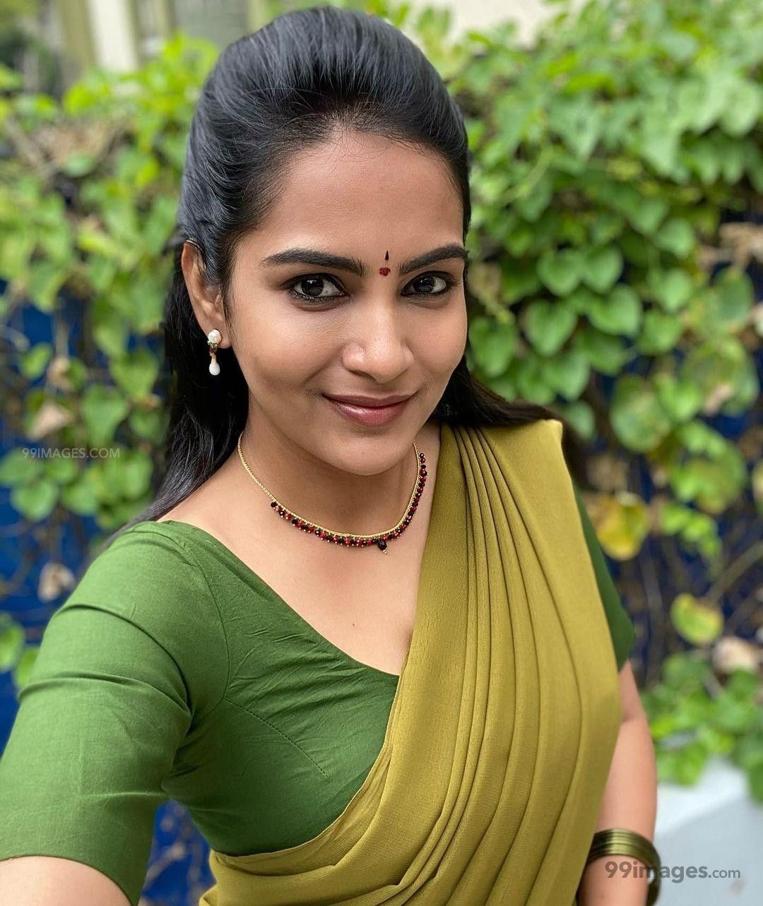 Himaja Mallireddy HD Wallpaper (Desktop Background / Android / iPhone) (1080p, 4k) (1080x1283)