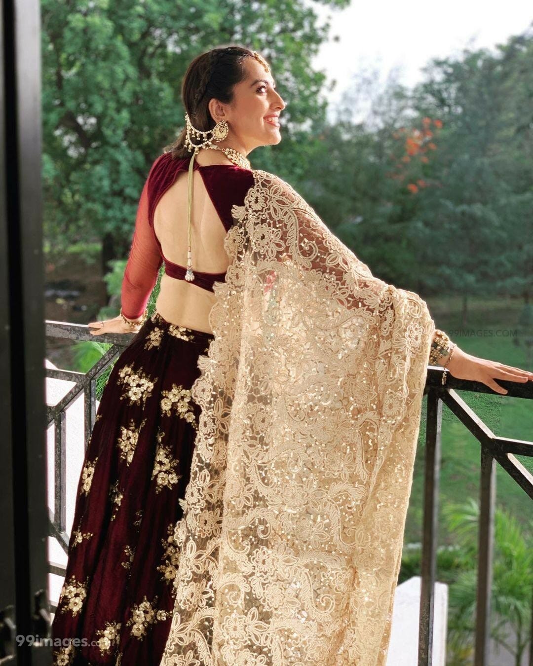 Anagha Bhosale HD Wallpaper (Desktop Background / Android / iPhone) (1080p, 4k) (1080x1350)