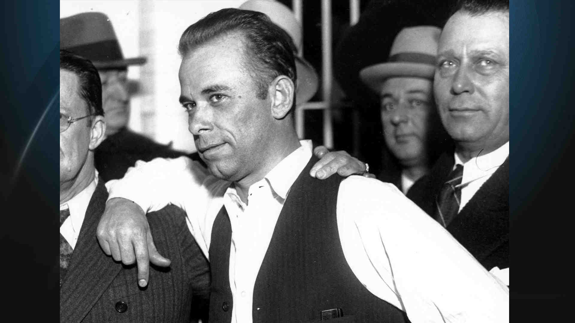 Body of 1930s gangster, Mason City bank robber John Dillinger to be exhumed