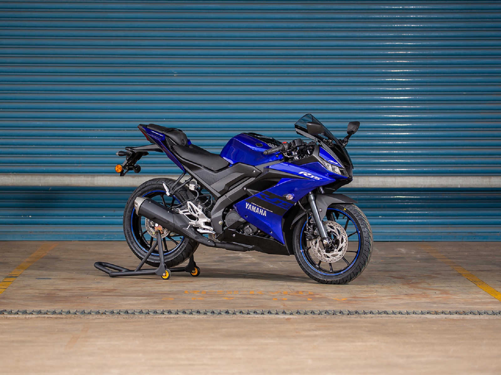 Yamaha's YZF R15M Is A Single Cylinder Sportbike The US Can't Have