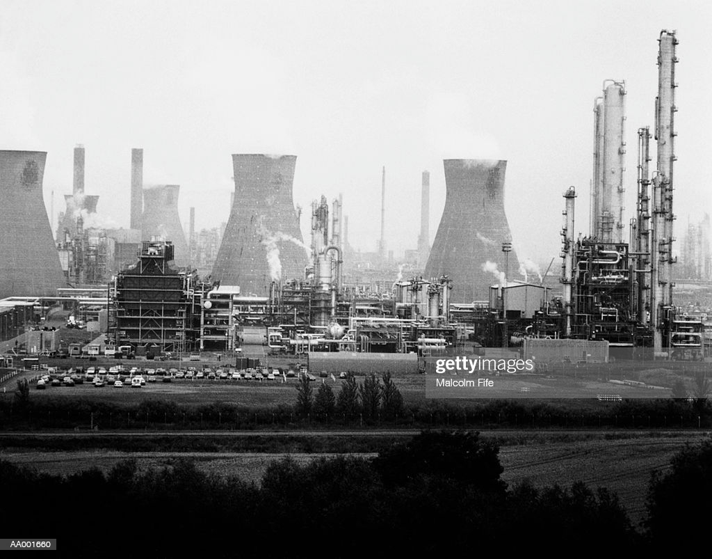 A Petrochemical Plant In Grangemouth Scotland High Res