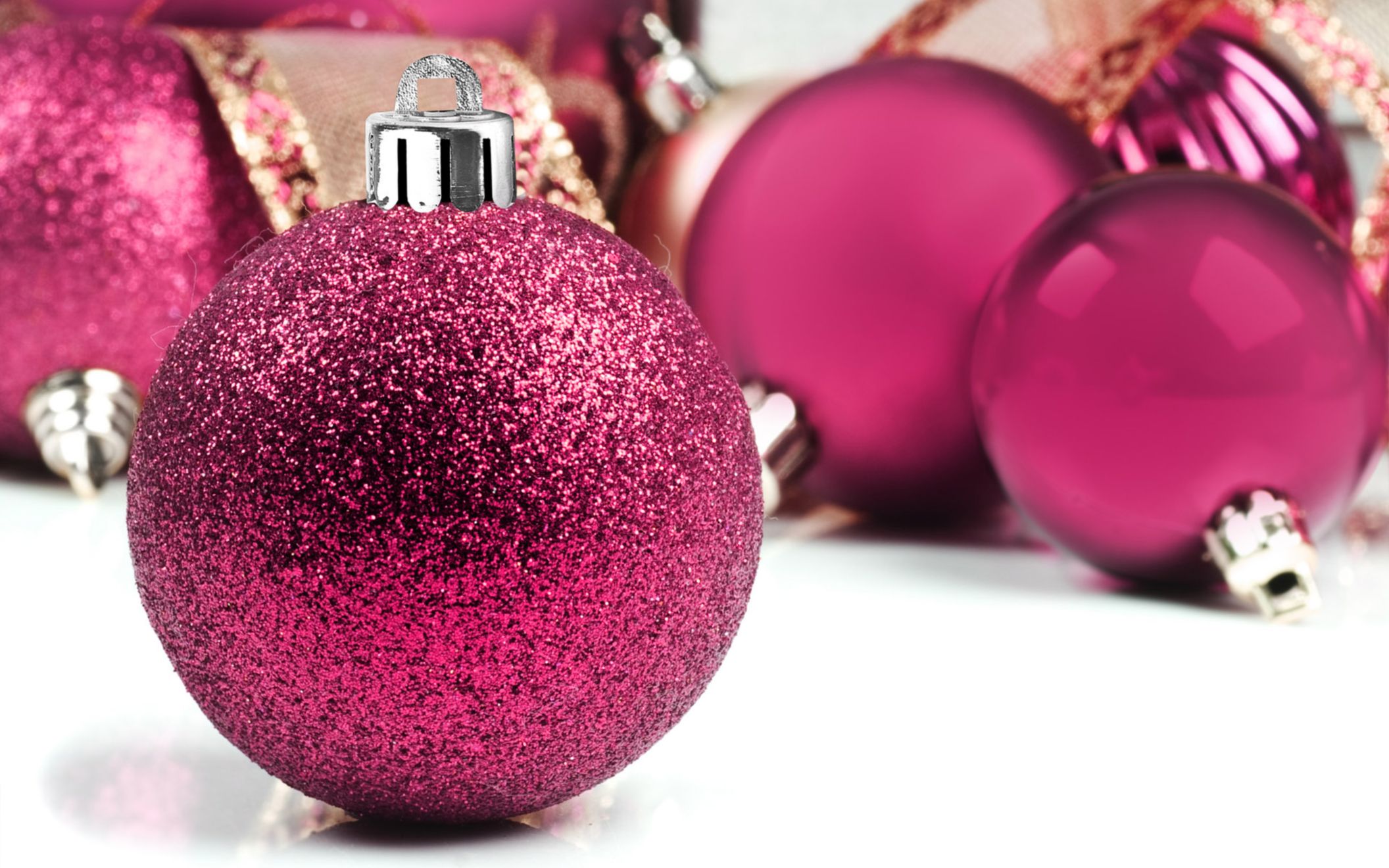 Download Free HD Pink Christmas Tree Wallpaper, Image Christmas Ornaments