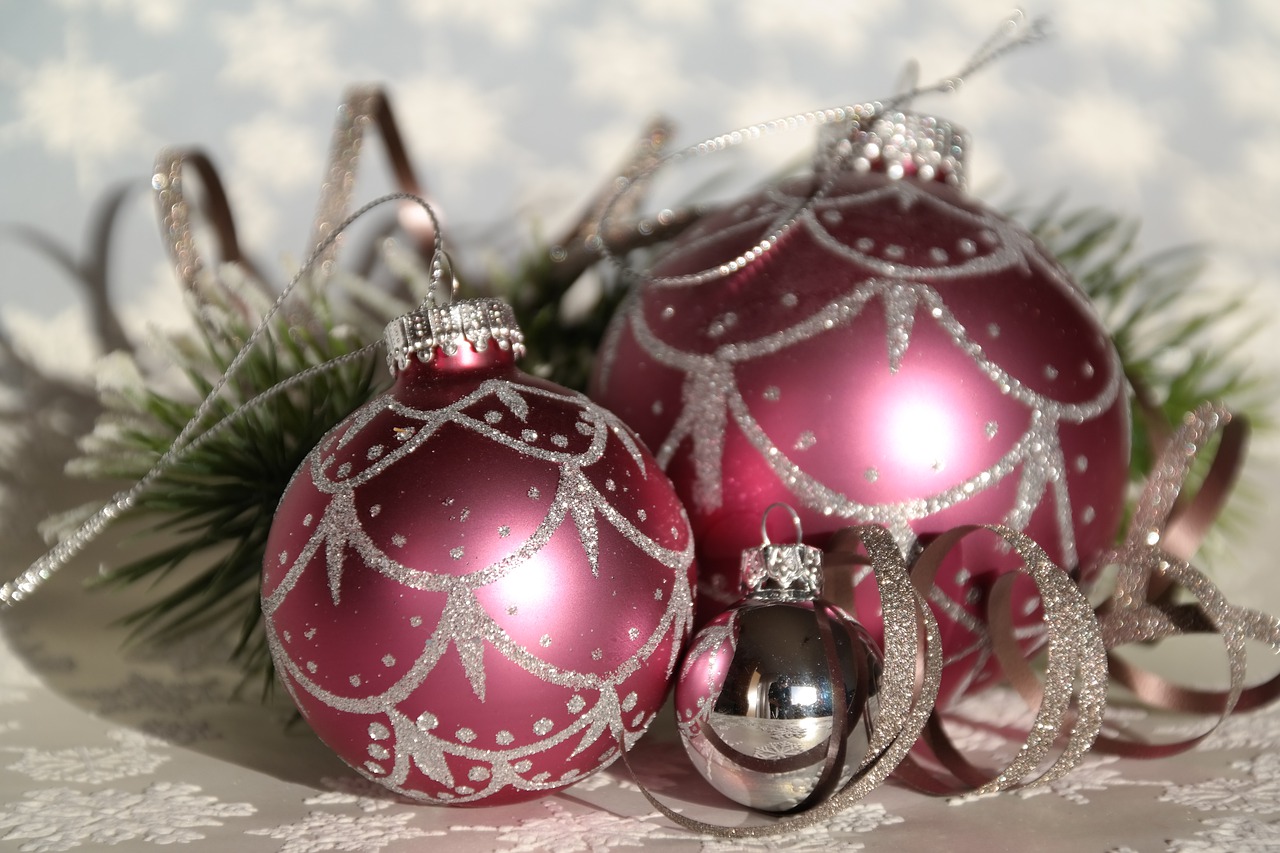 Christmas Pink Balls
