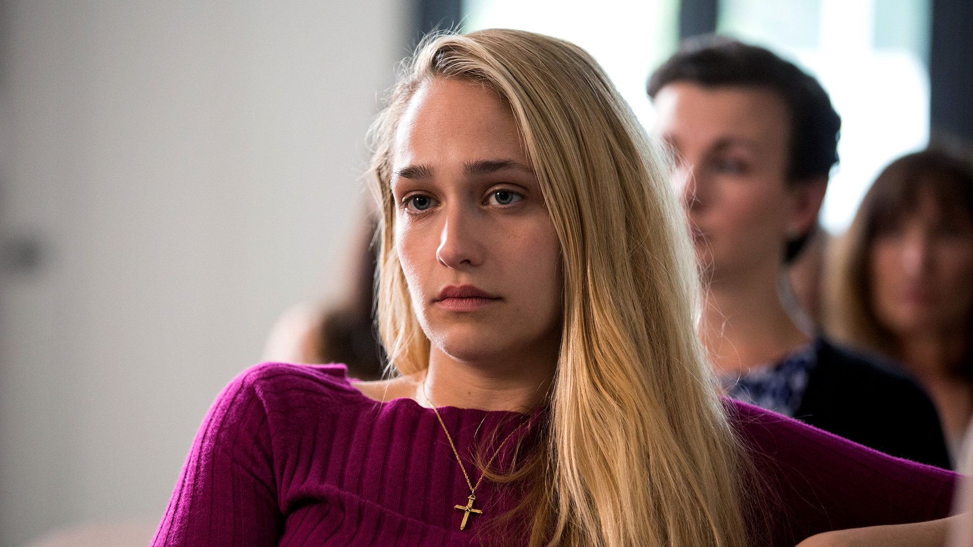 Girls star Jemima Kirke has the cutest Easter egg hair now and we barely recognize her