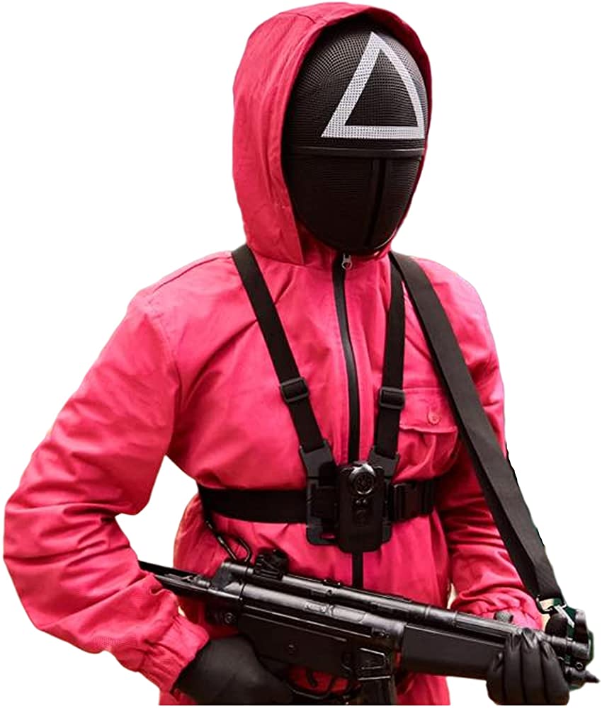 Squid Game masks wallpaper