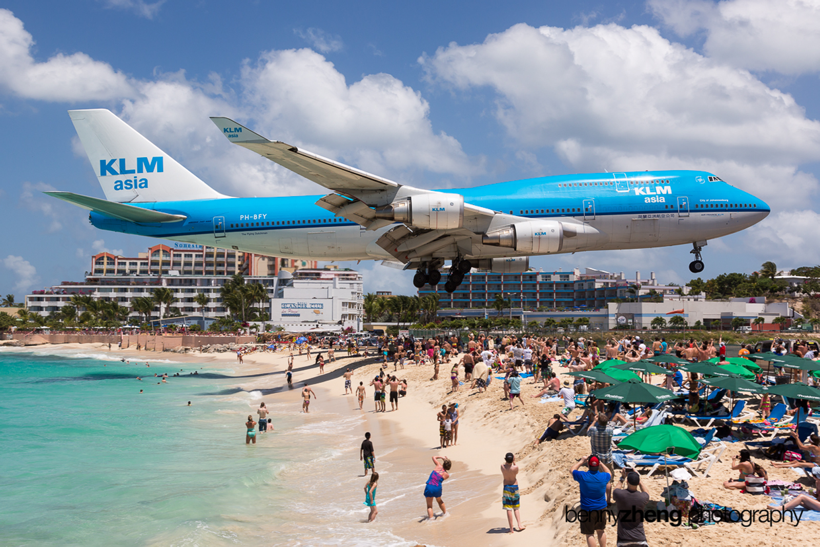Download Saint Martin Maho Beach