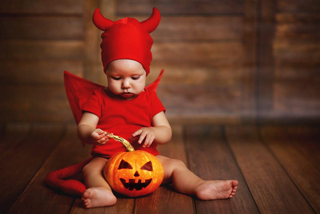 Desktop Wallpaper newborn demon Children Pumpkin Halloween Uniform