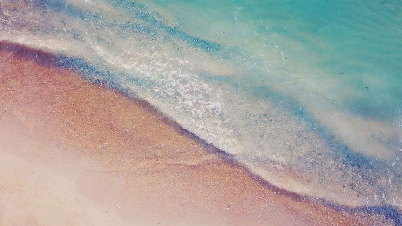 (HD) Beach Wallpaper For Your iPhone & Desktop