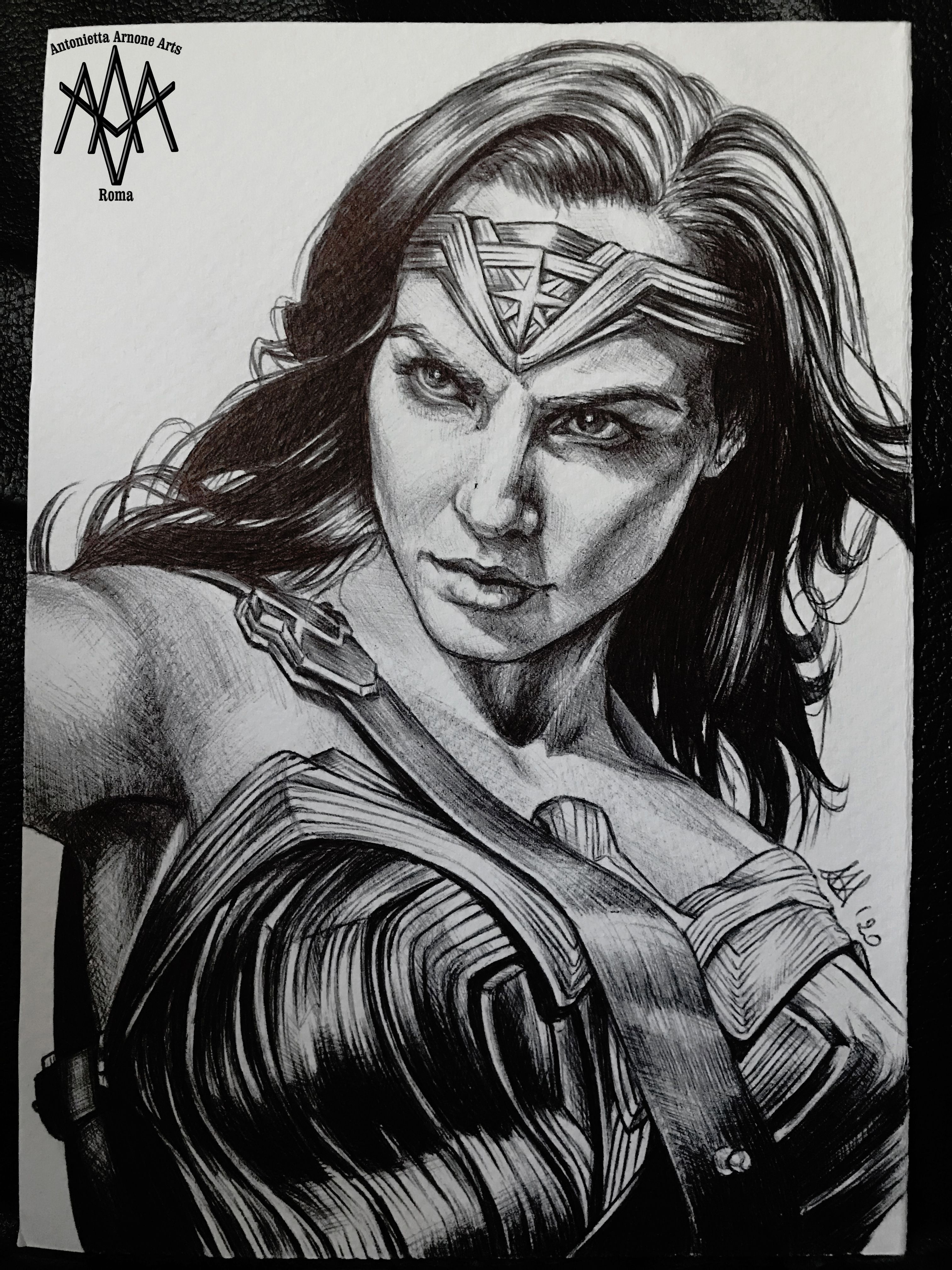 Gal Gadot Woman drawing portrait. Wonder woman drawing, Woman drawing, Wonder woman art