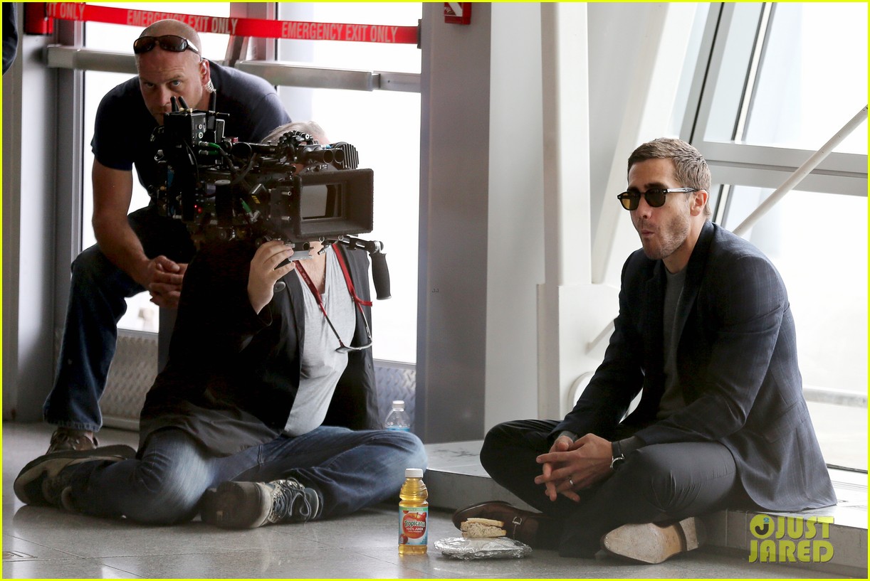 Jake Gyllenhaal Starts Work on New Movie 'Demolition': Photo 3204197. Jake Gyllenhaal Picture