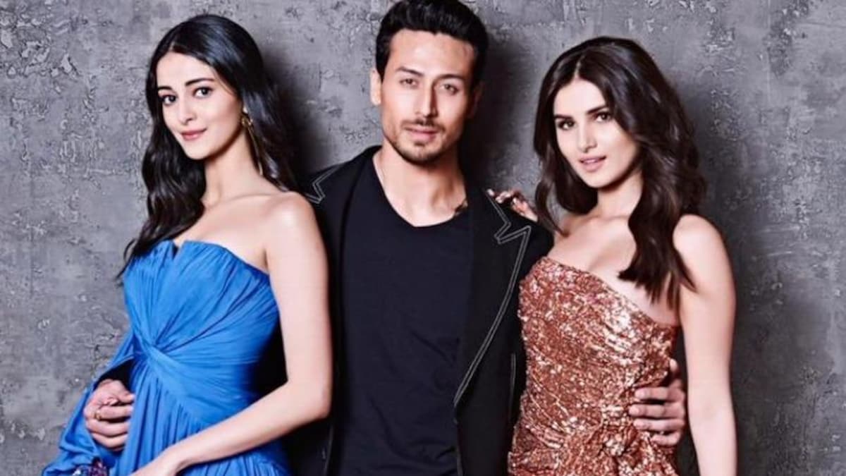 Студент года обложка. Актëр йил талабаси. Сидхарт мальхотра и варун дхаван. Анания пандей актриса индия. Тайгер шрофф и алия бхатт.