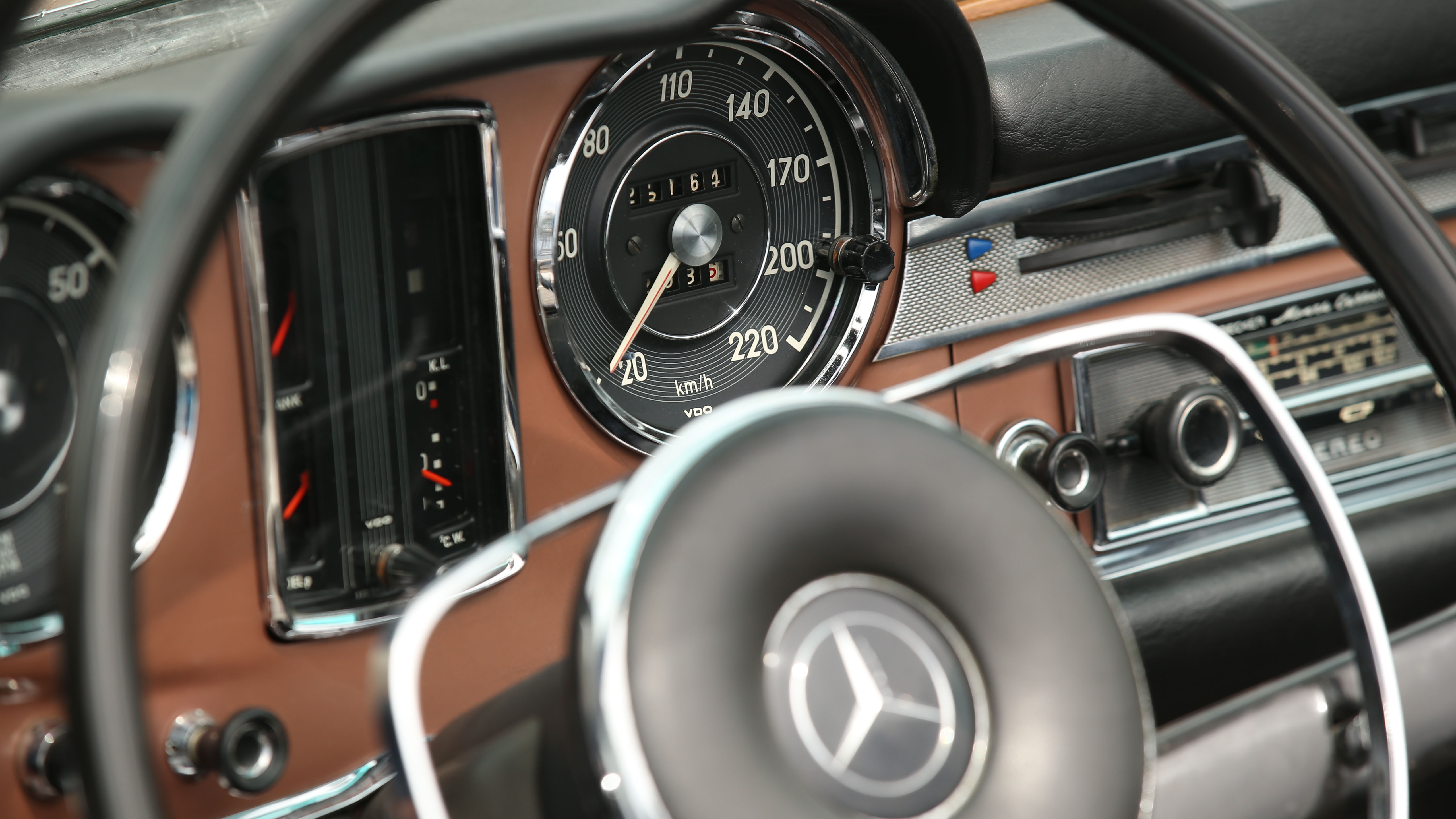 Mercedes Classic Cars Wallpaper