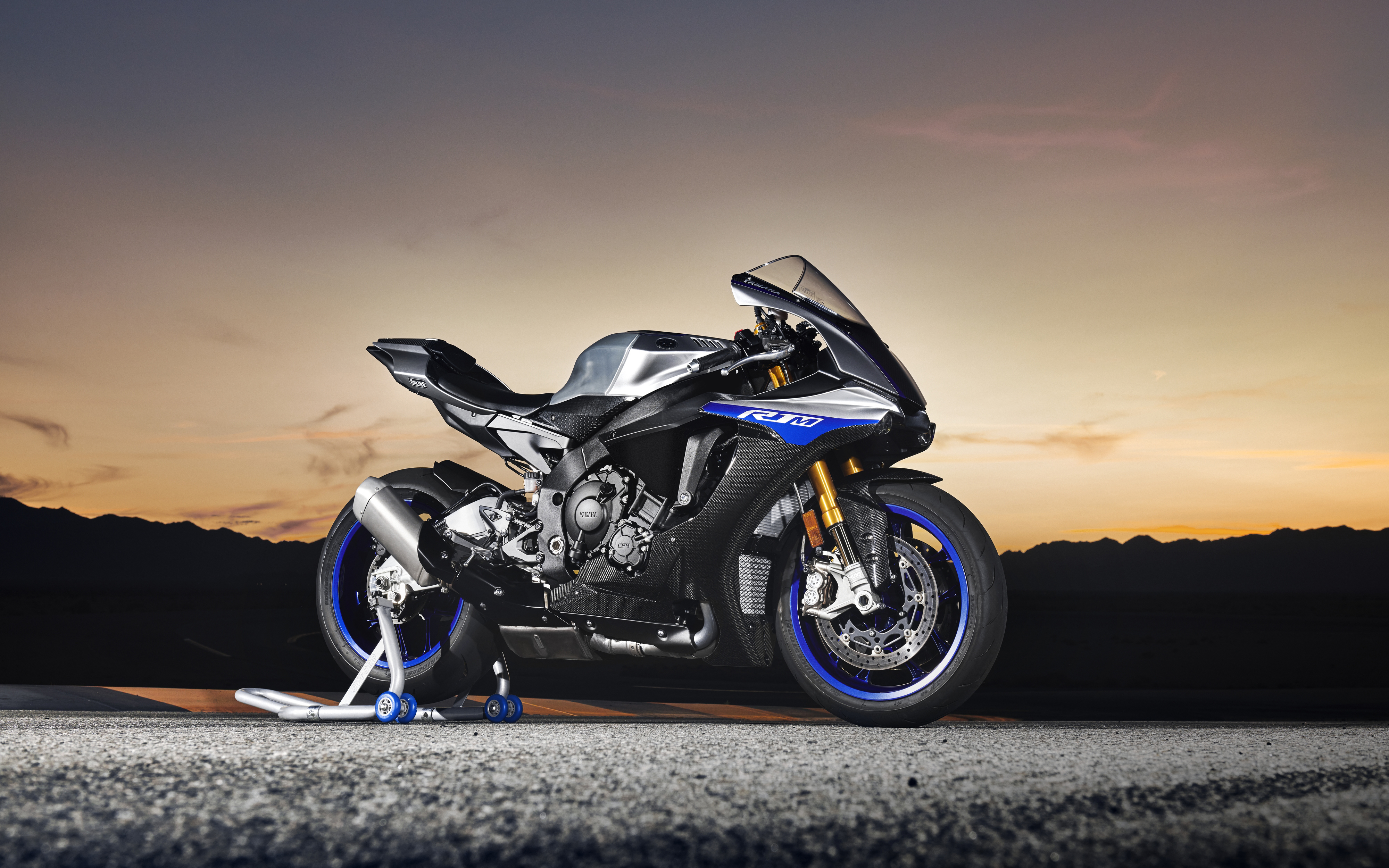 Wallpaper 4k Yamaha YZF R1M 2018 4K Wallpaper