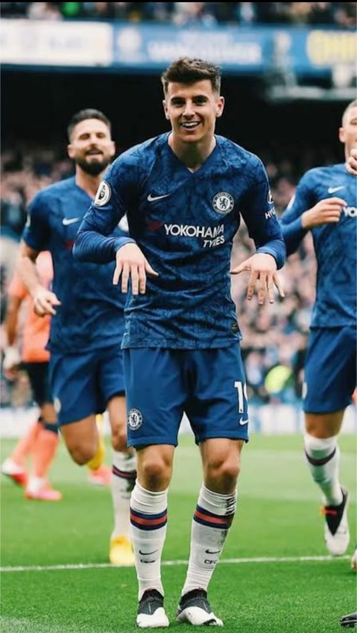 MASON MOUNT trong 2021. Bóng đá