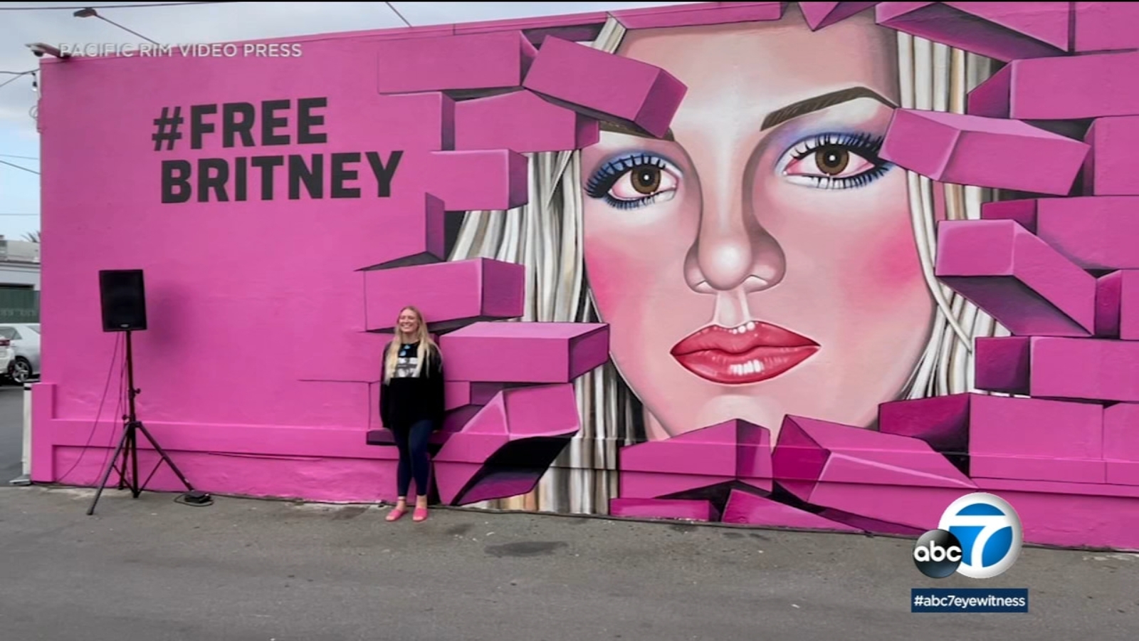 OC gay club unveils mural of artist supporting the Free Britney movement Los Angeles