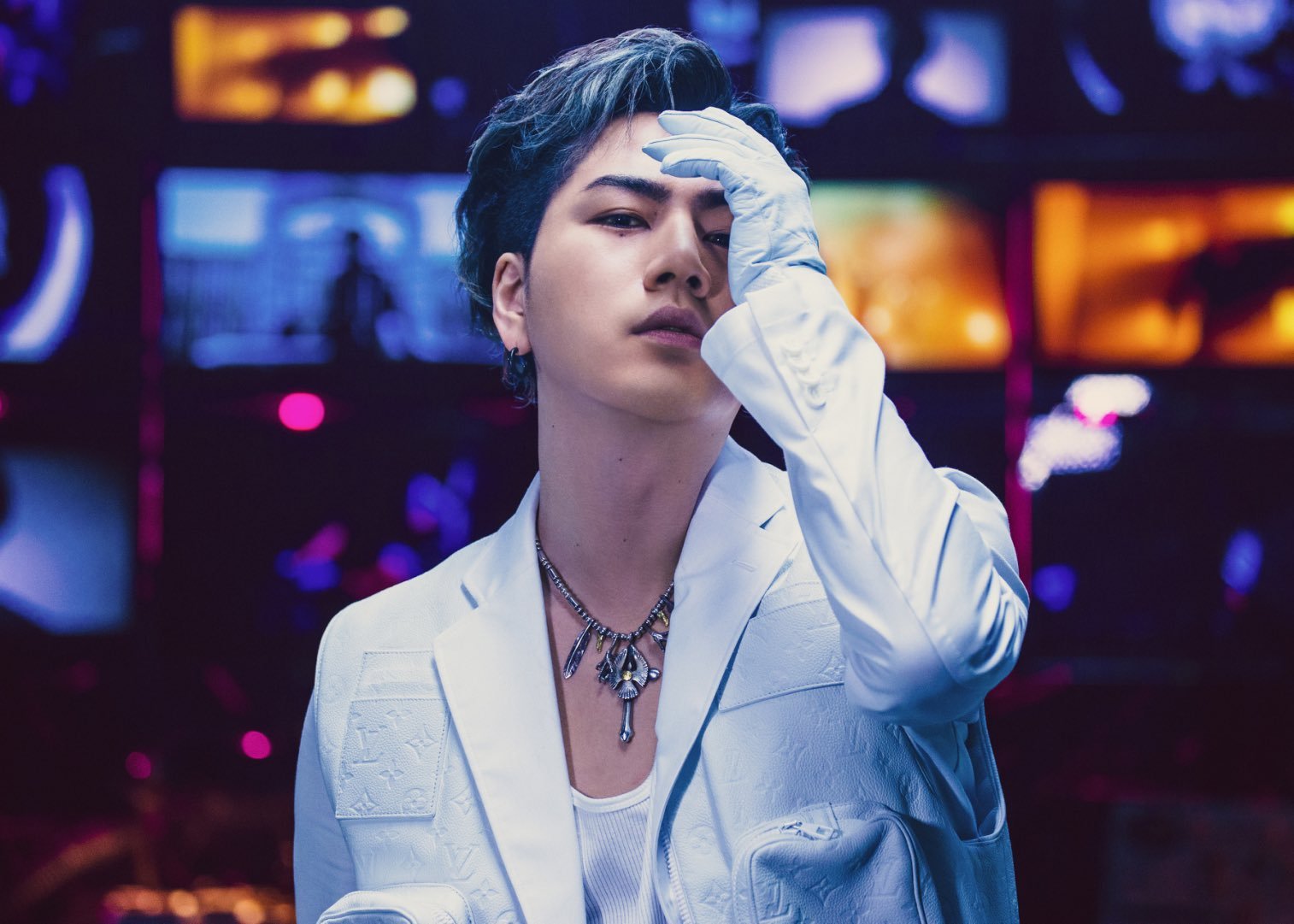 HIROOMI TOSAKA Photo