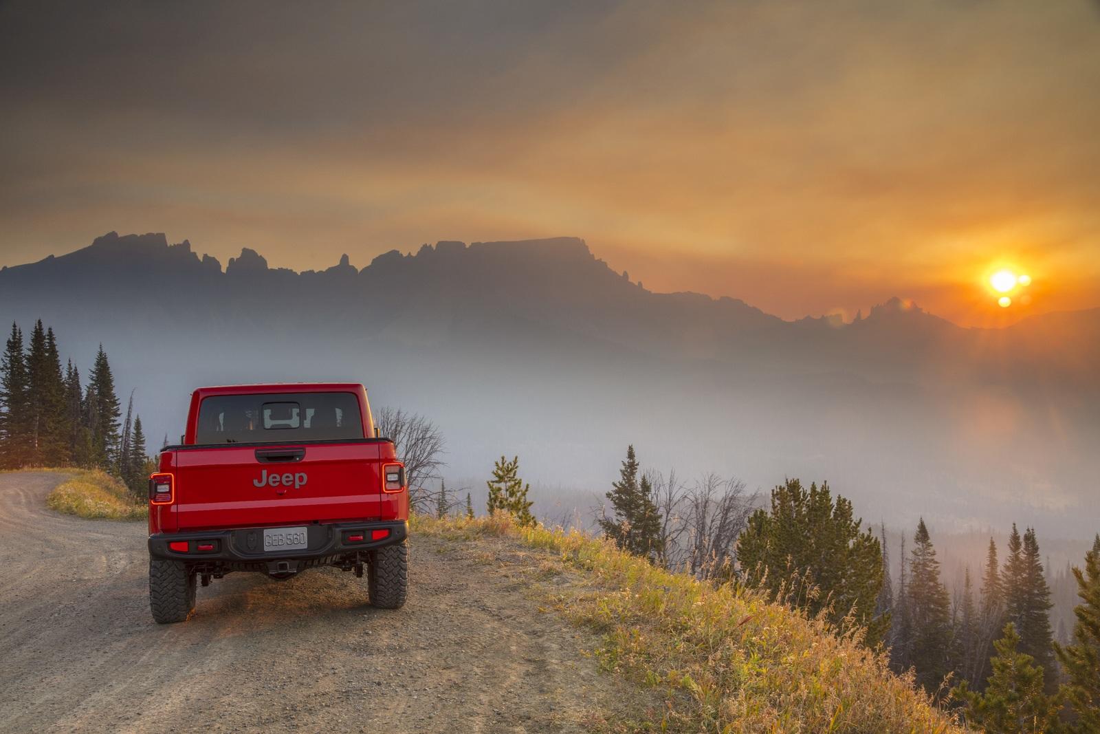 Wallpaper Of The Day: 2020 Jeep Gladiator