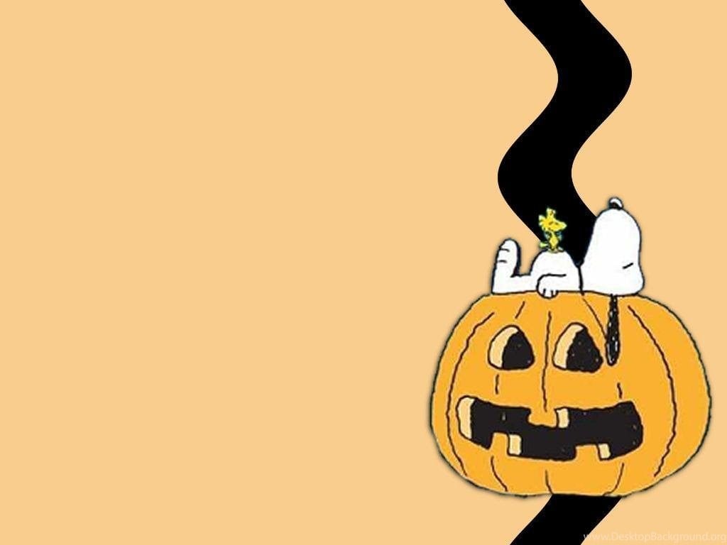 Charlie Brown Halloween Wallpaper Desktop Background
