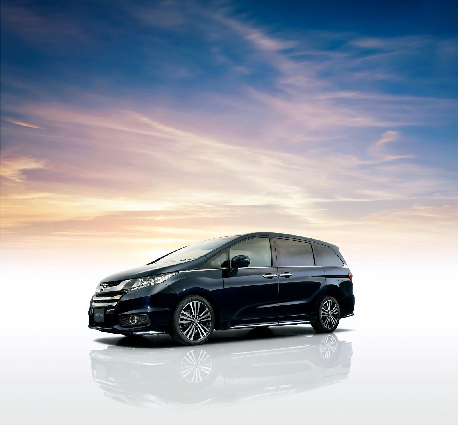 Honda Odyssey Nov 1, 2013 Photo Gallery