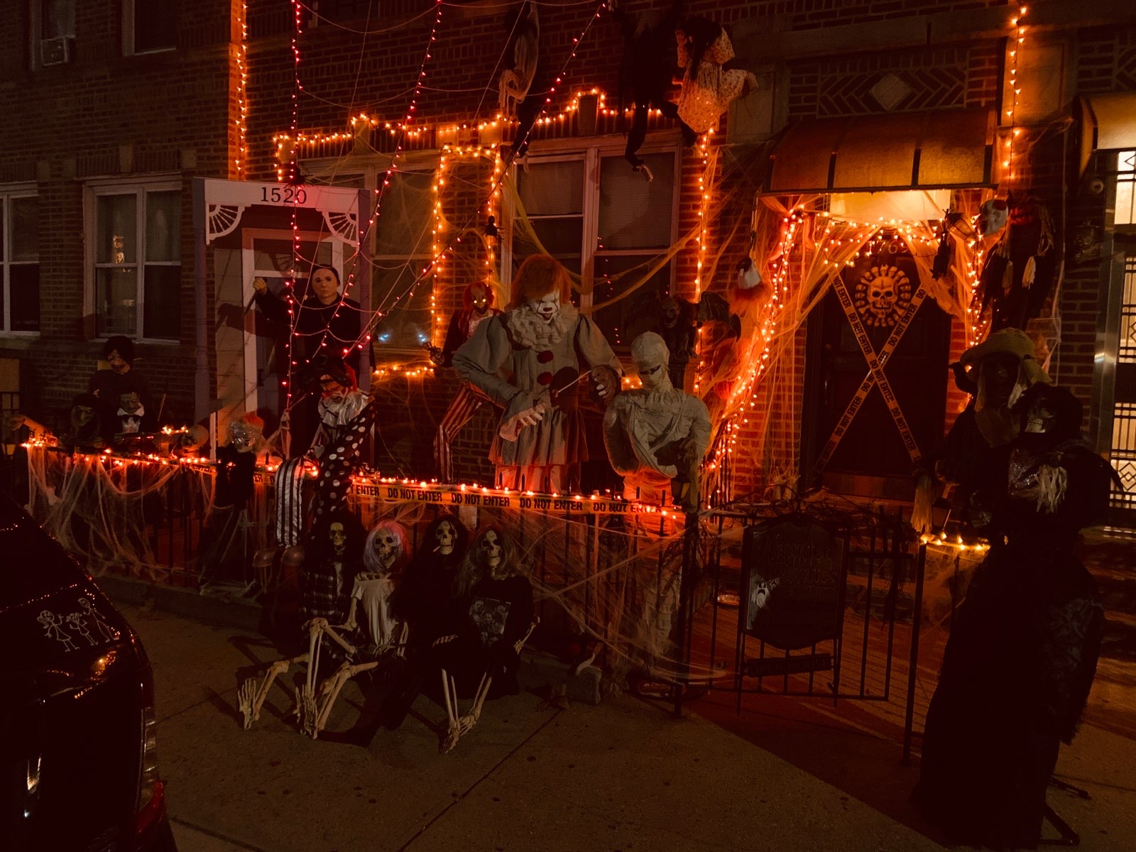 Bensonhurst home spreads Halloween cheer with spooky decorations Brooklyn Home Reporter