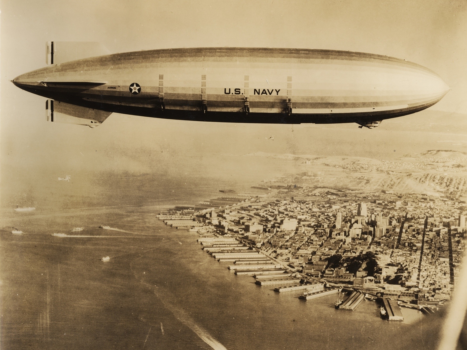 Wallpaper zeppelin, flight, aeronautics, uss macon, zrs- airship desktop wallpaper Aircrafts and Planes GoodWP.com