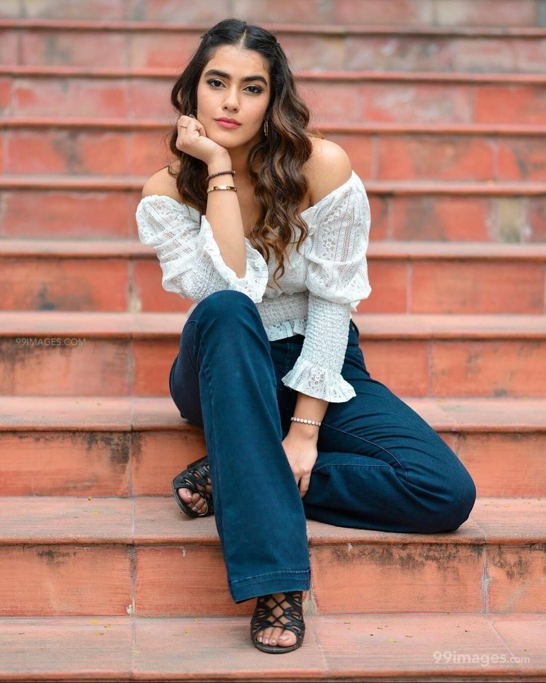 Kavya Thapar HD Wallpaper (Desktop Background / Android / iPhone) (1080p, 4k) (1080x1350)
