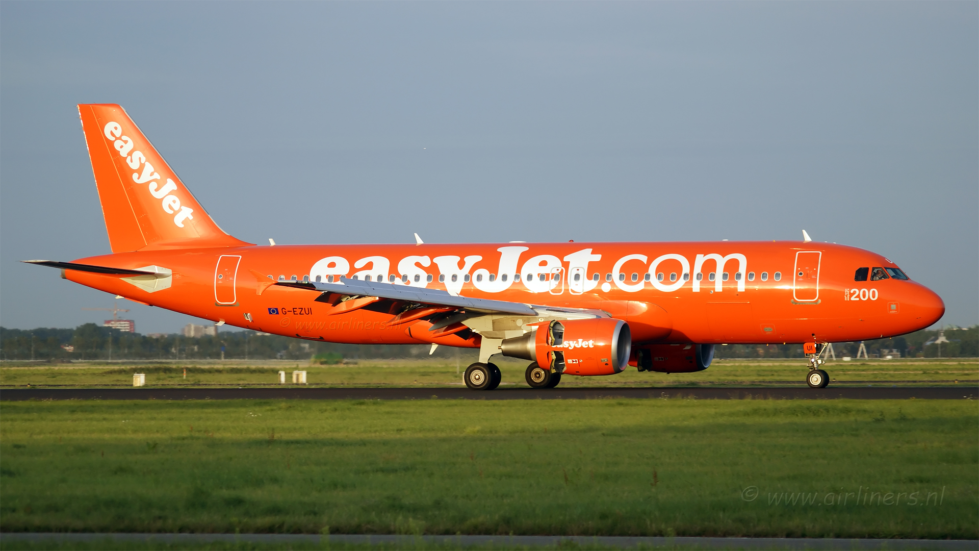 EasyJet Wallpapers Wallpaper Cave