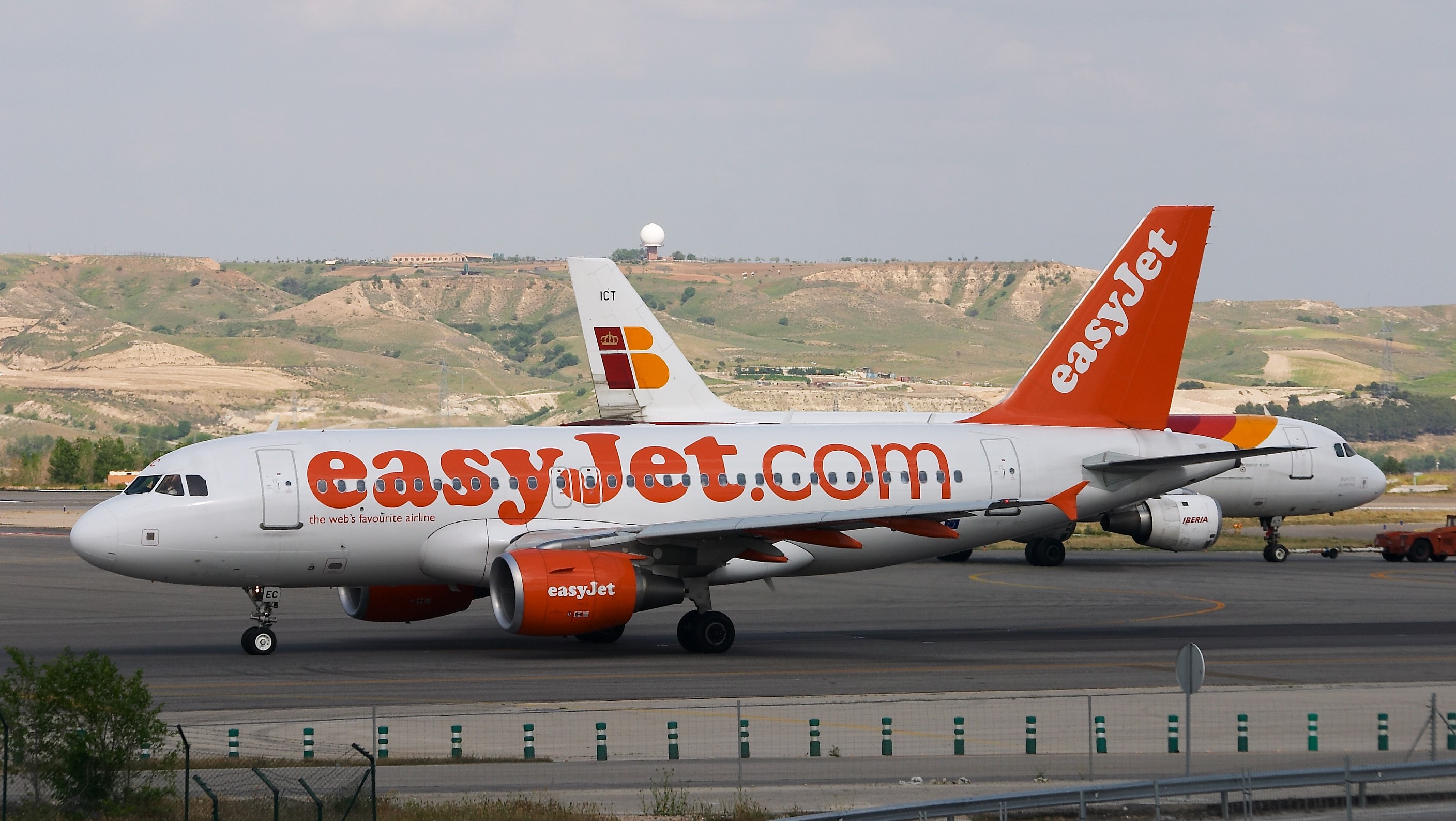 EasyJet Wallpapers Wallpaper Cave