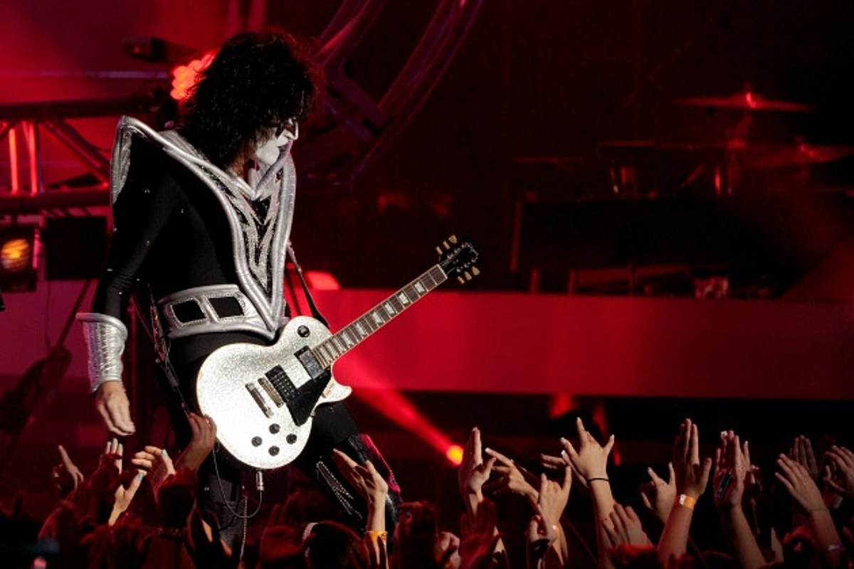 Tommy Thayer on Kiss Makeup Controversy: 'It's Understandable'