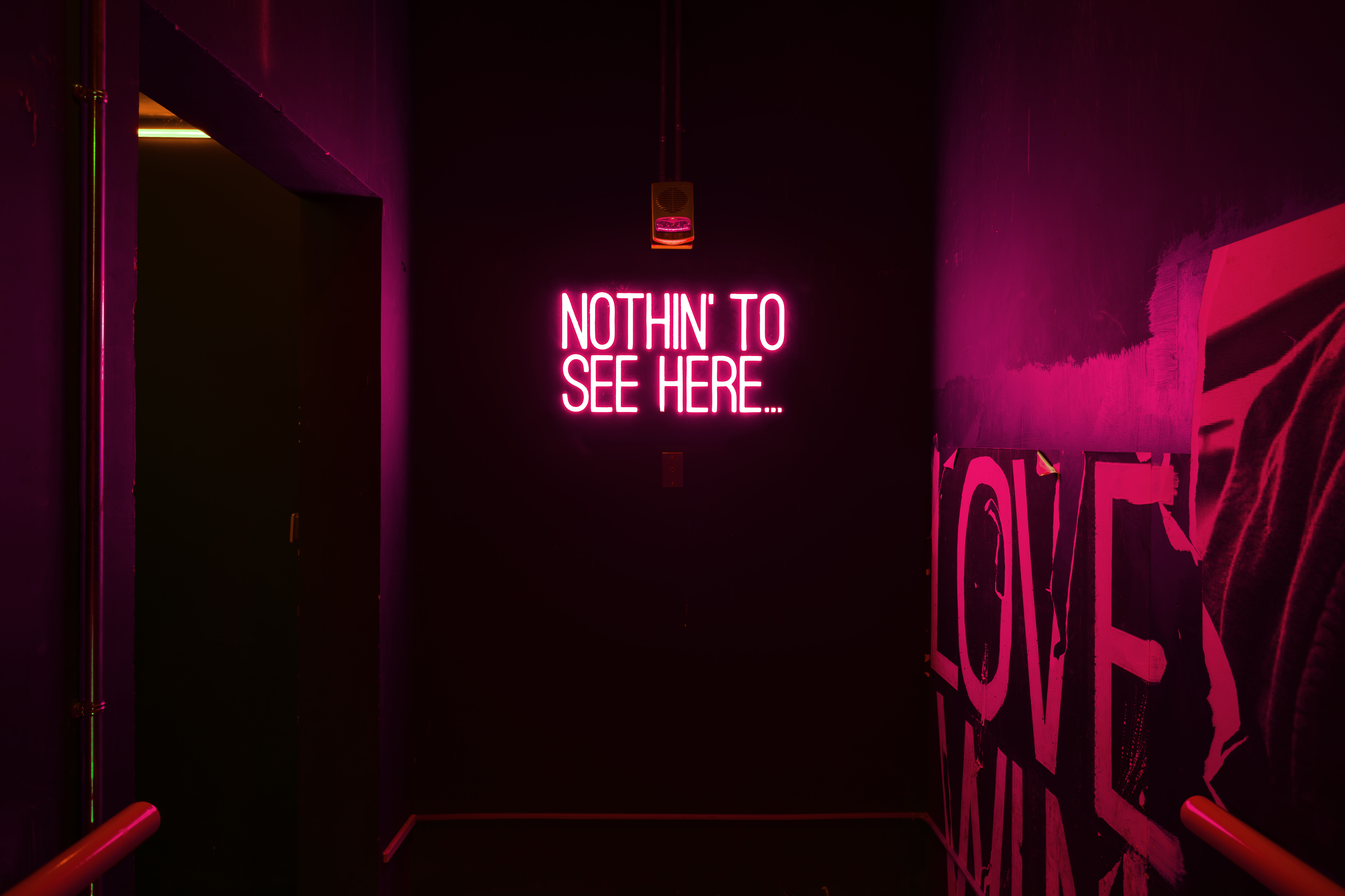 Nothin' to See Here Neon Sign · Free