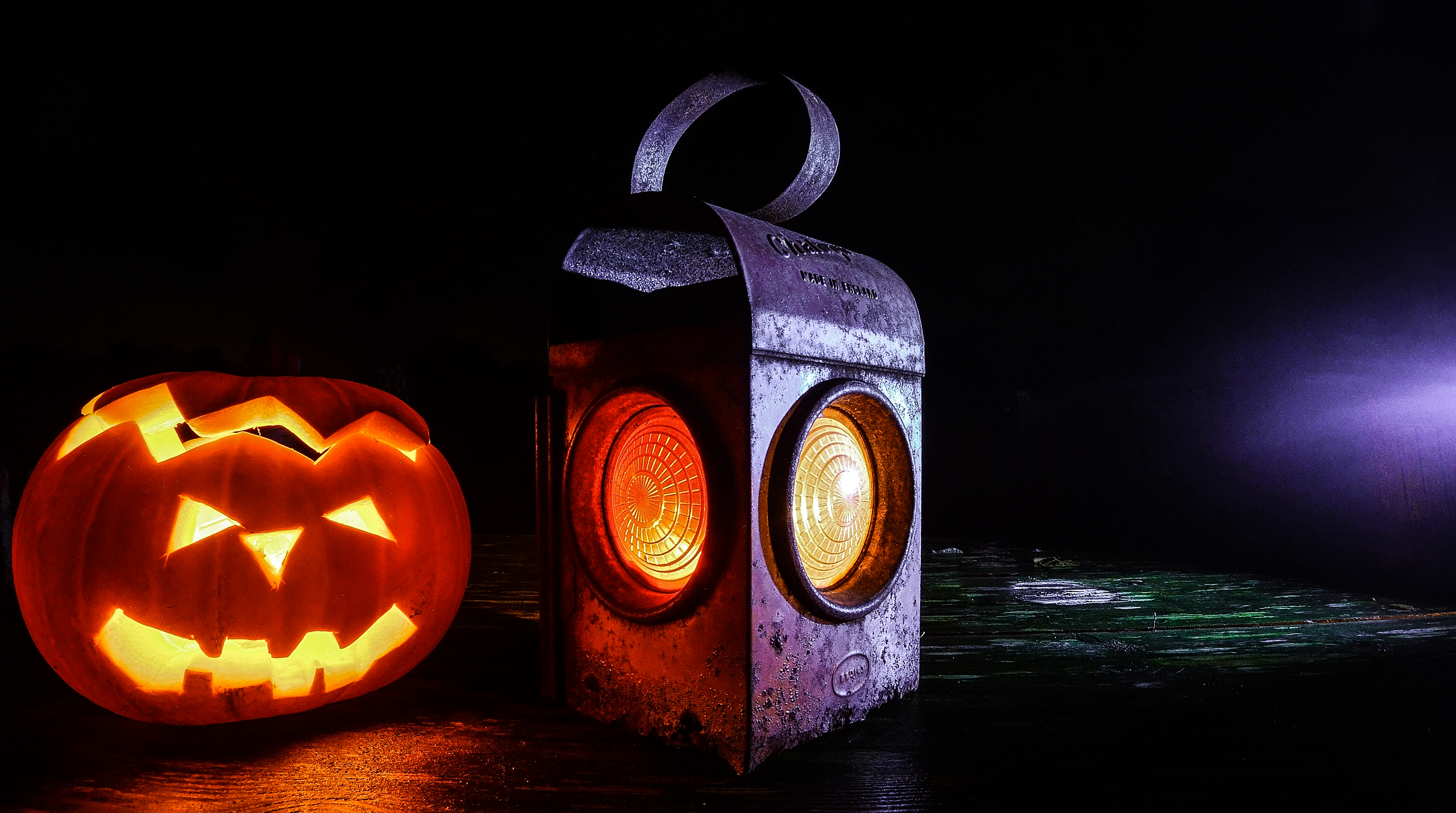 Jack O'lantern Beside Black Lantern · Free