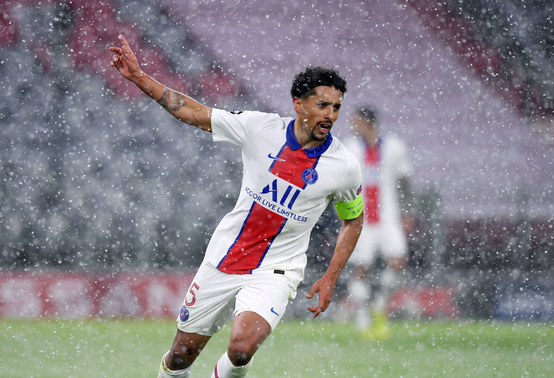 Marquinhos Di Maria Marquinhos Robbery L Equipe Slammed For Coverage Of Psg Players Misfortune Givemesport / Marquinhos is a brazilian footballer who plays as defender for paris saint germain and