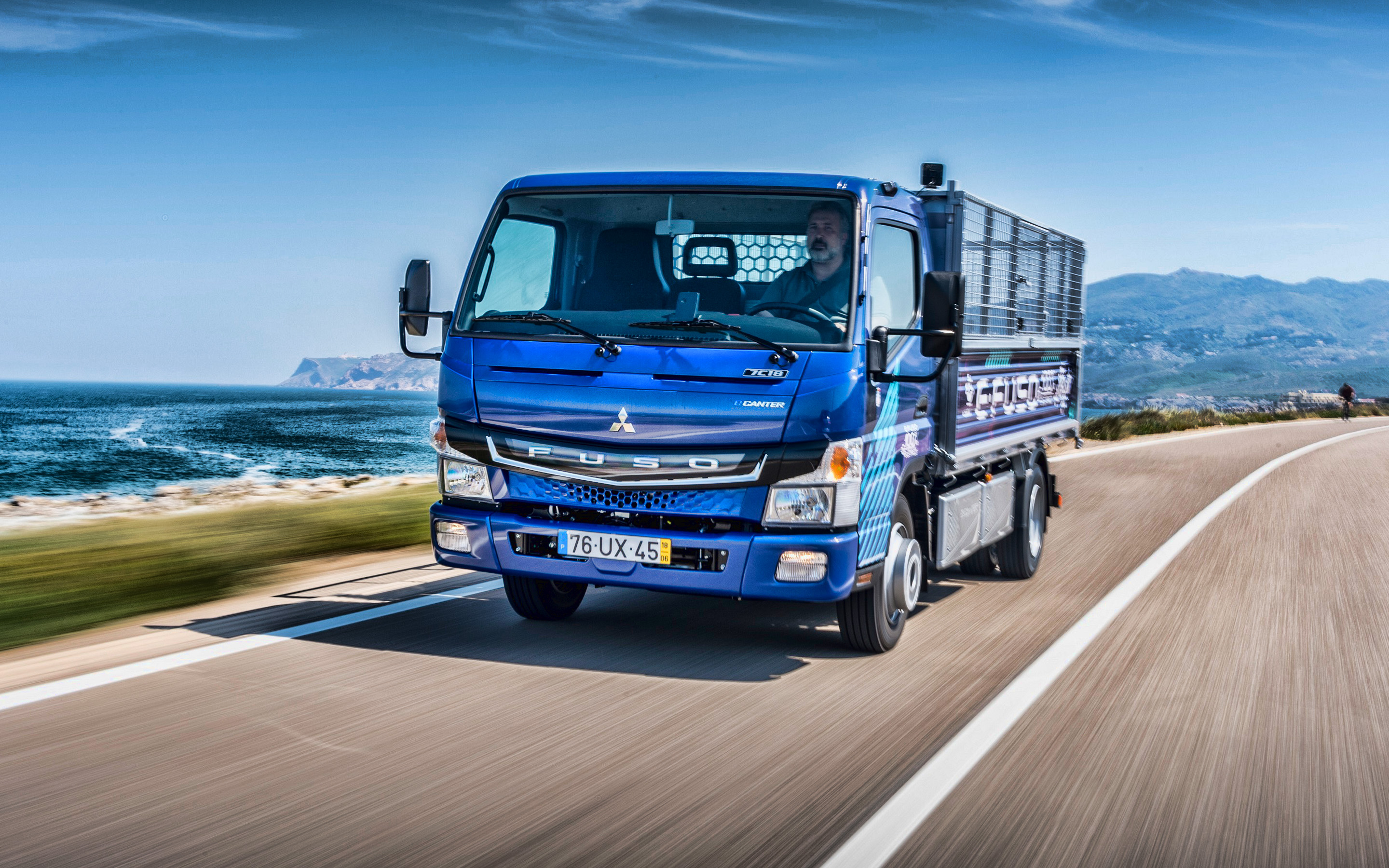 Download wallpaper Mitsubishi Fuso eCanter, road, 2019 trucks, electrick cars, 2019 Mitsubishi Fuso, japanese trucks, Mitsubishi, 7C HDR for desktop with resolution 2880x1800. High Quality HD picture wallpaper