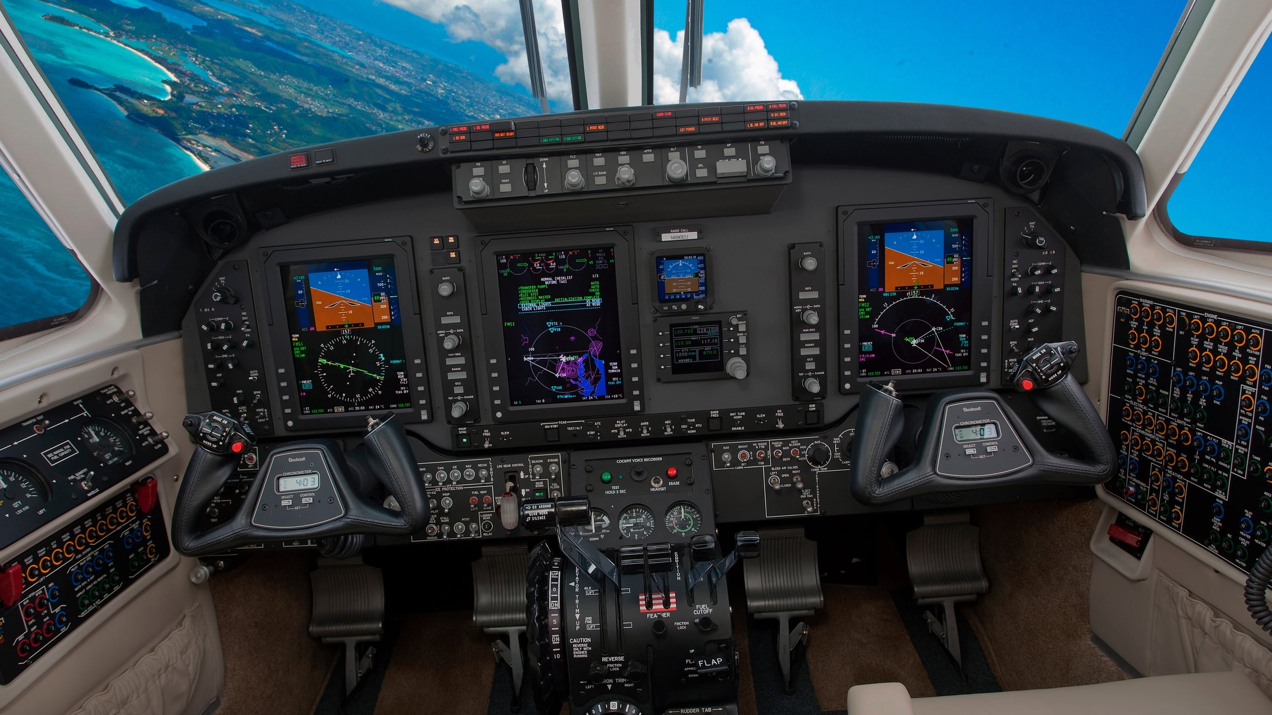 Beechcraft King Air C90 GTx Cockpit [2560x1440]: Wallpaper