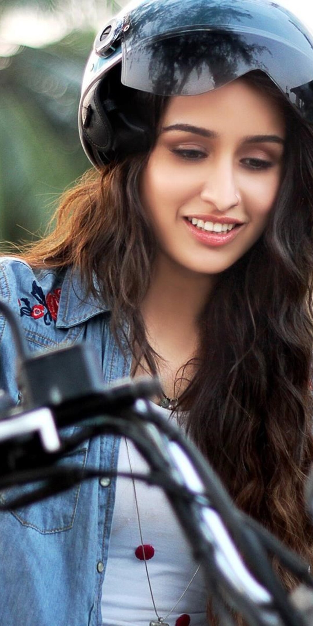 Shraddha Kapoor Very Cute One Plus 5T, Honor 7x, Honor view 10, Lg Q6 HD 4k Wallpaper, Image, Background, Photo and Picture