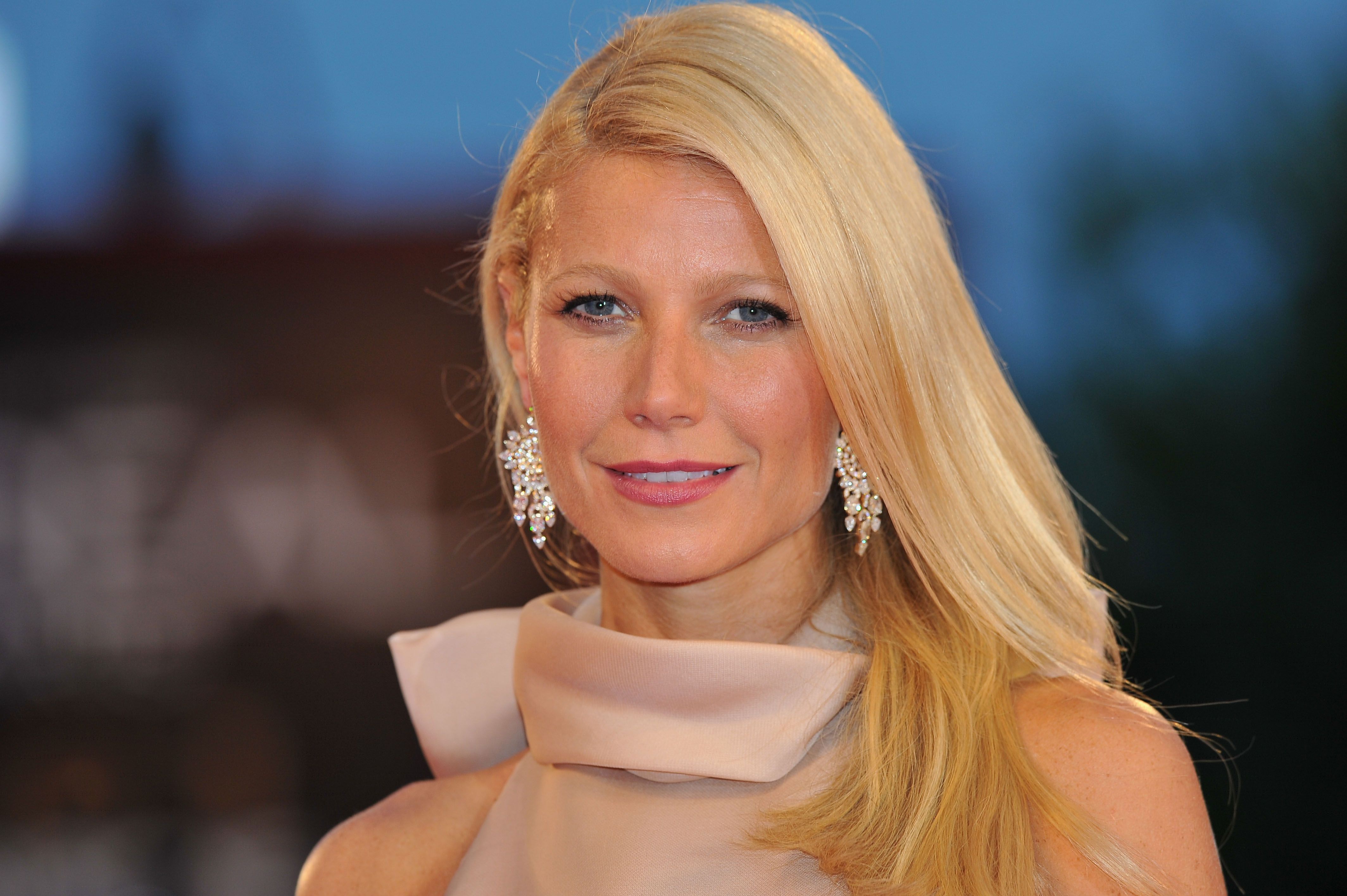 Gwyneth Paltrow Shares a Nude Photo to Mark Her 48th Birthday