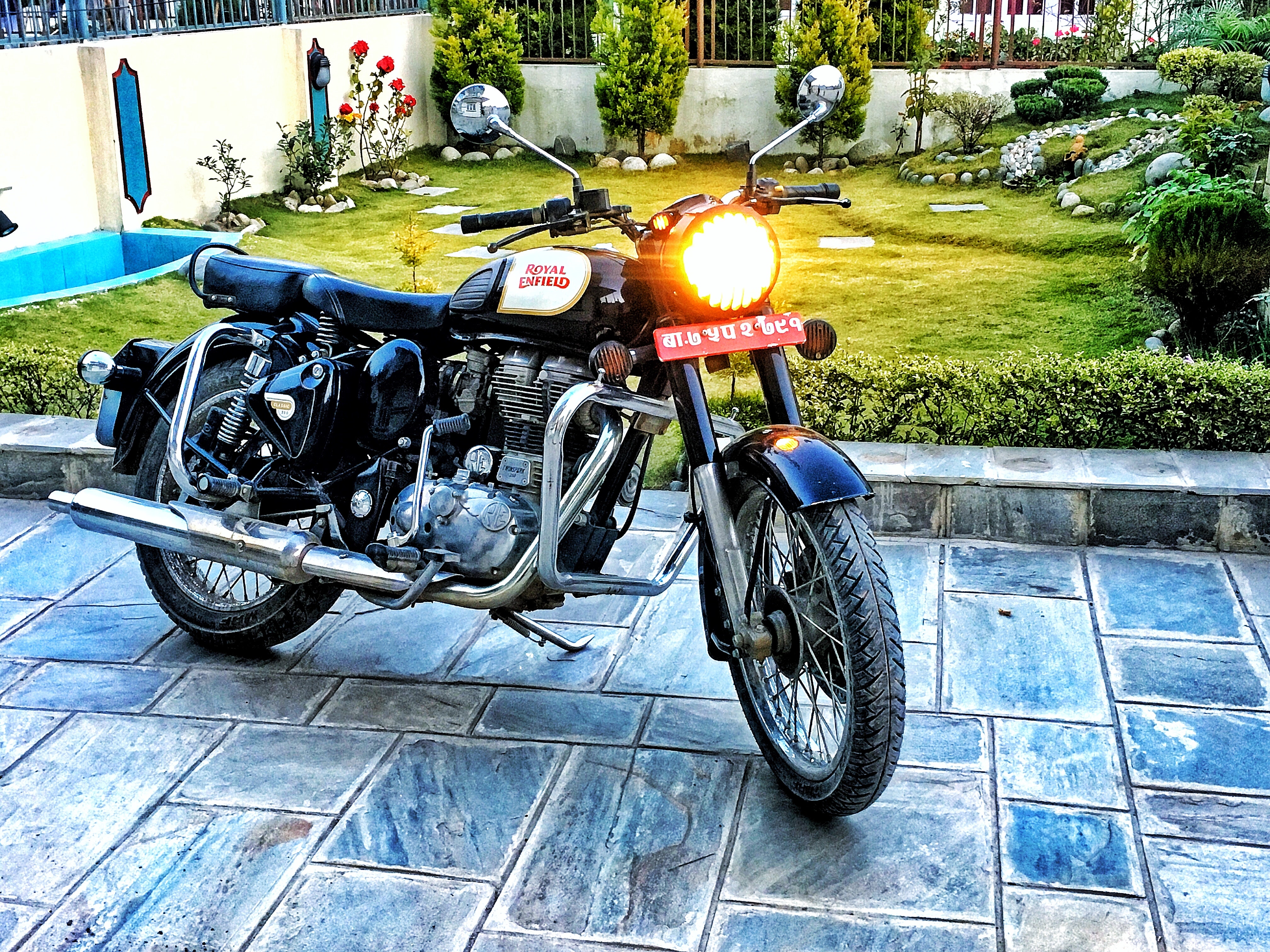 Royal Enfield Bullet 4k