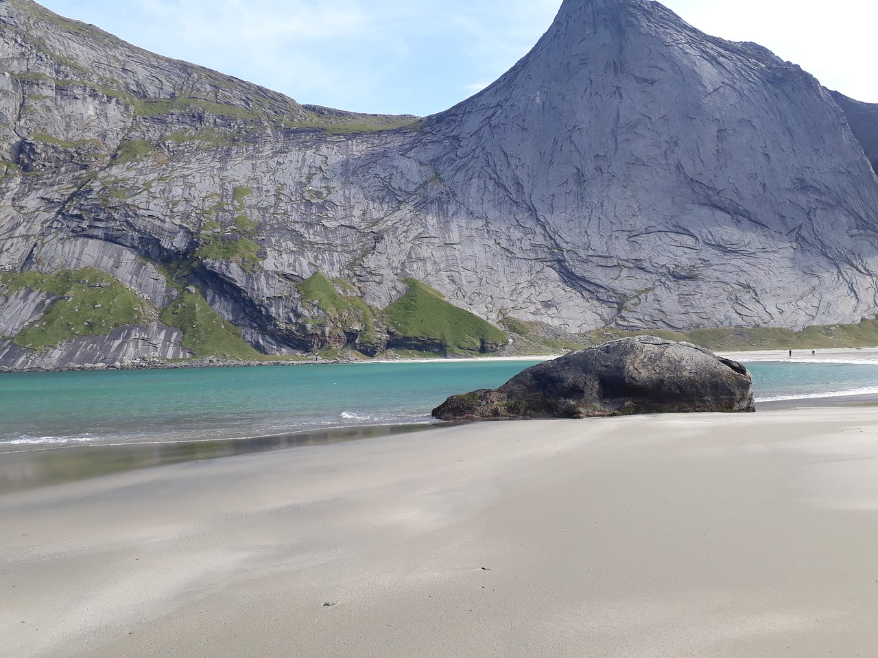 Bunes Beach. Reine. UPDATED September 2021 Top Tips Before You Go (with Photo)
