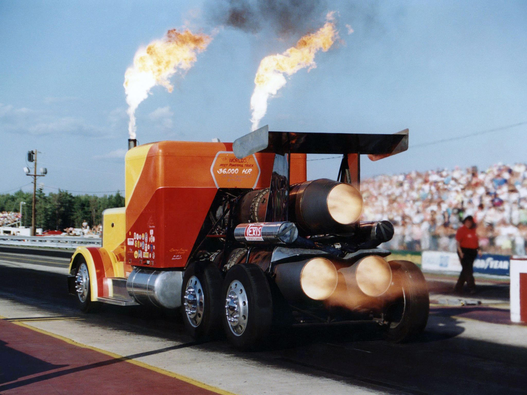 Drag Truck Wallpaper
