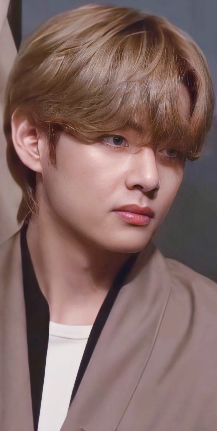 Kim Taehyung (BTS V) Wallpaper POP STOCK