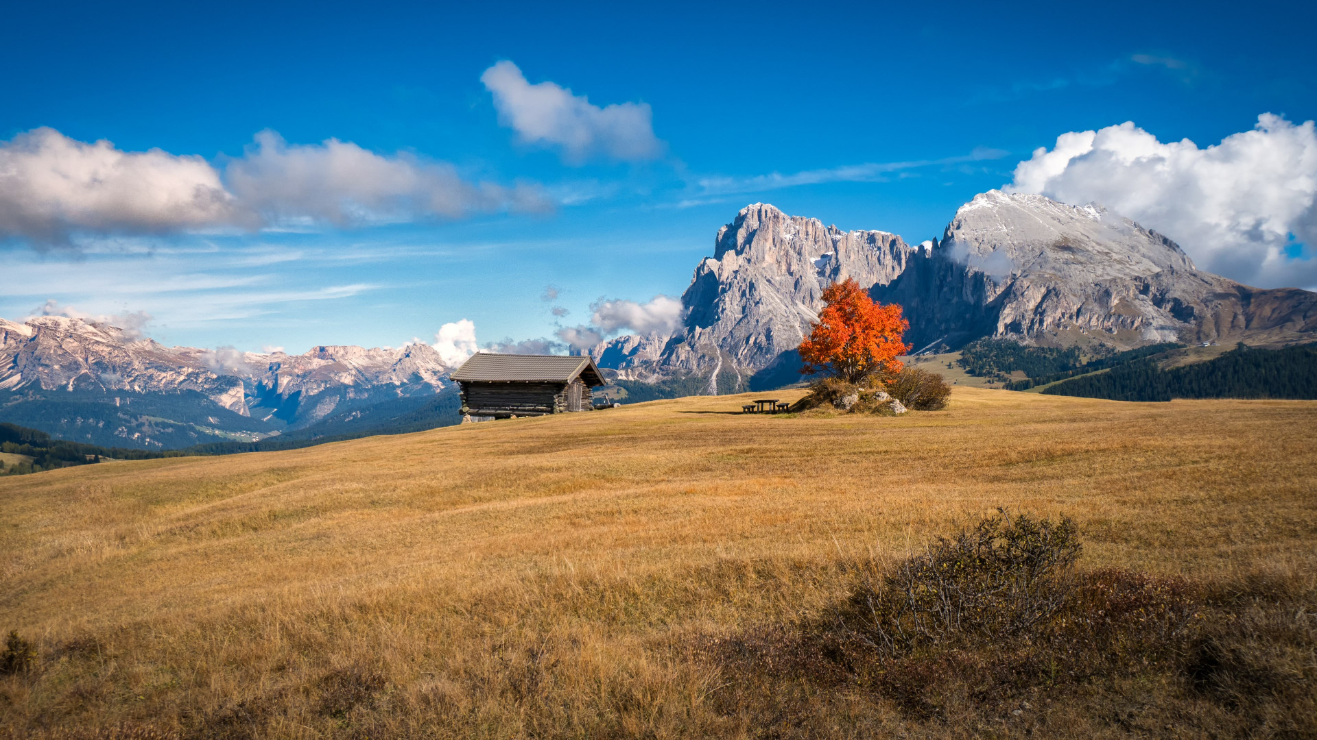 Download wallpaper: Perfect Autumn landscape from South Tyrol 1920x1080