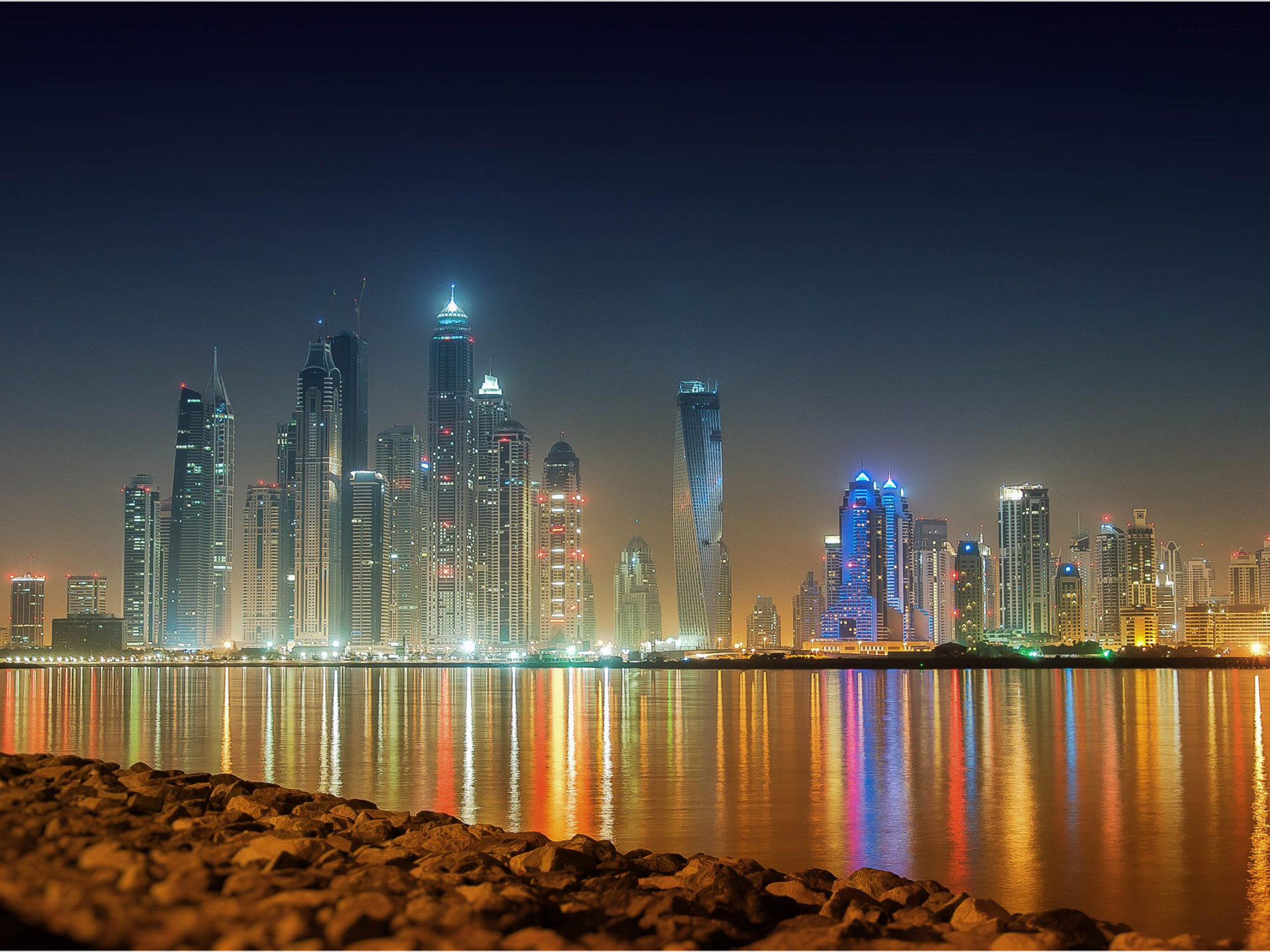 Dubai Skyline Reflection At Night HD Wallpaper high resolution 2560x1600, Wallpaper13.com