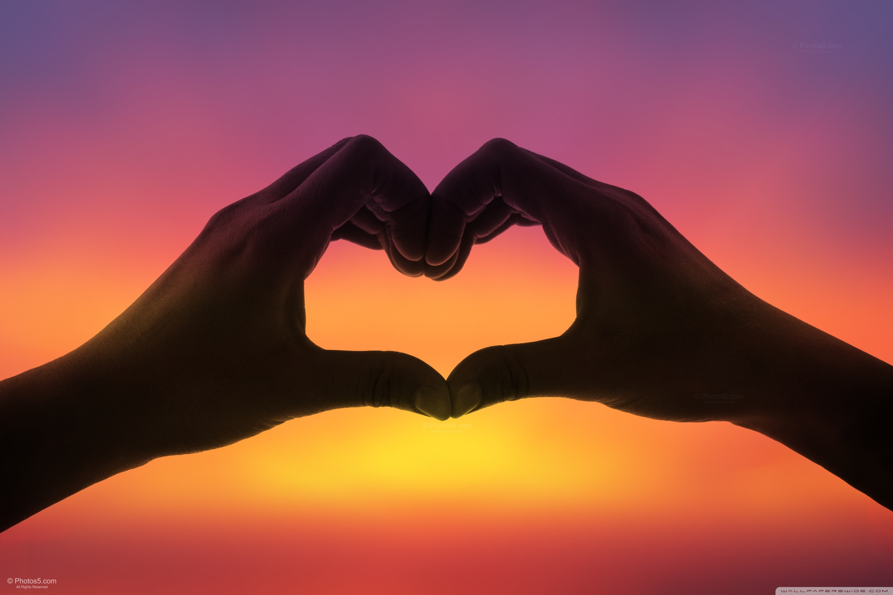 Hands Love Heart at Sunset Ultra HD Desktop Background Wallpaper for 4K UHD TV, Tablet