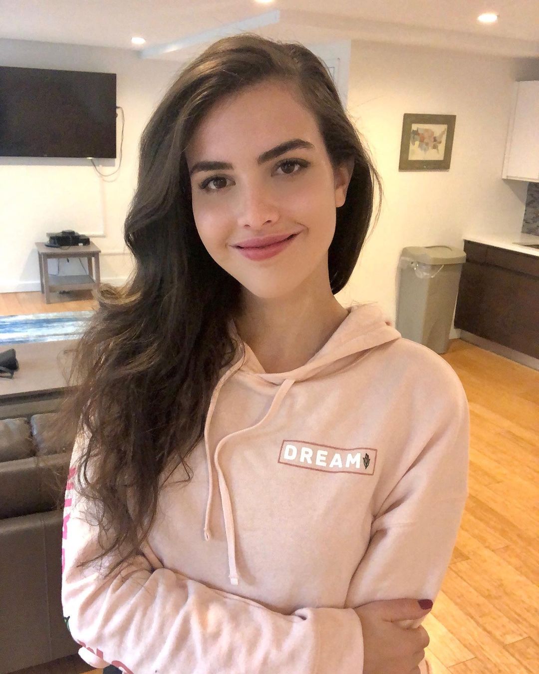 Andrea Botez Biography: Wiki, Age, Height, Sister, Boyfriend, Net Worth in  2023