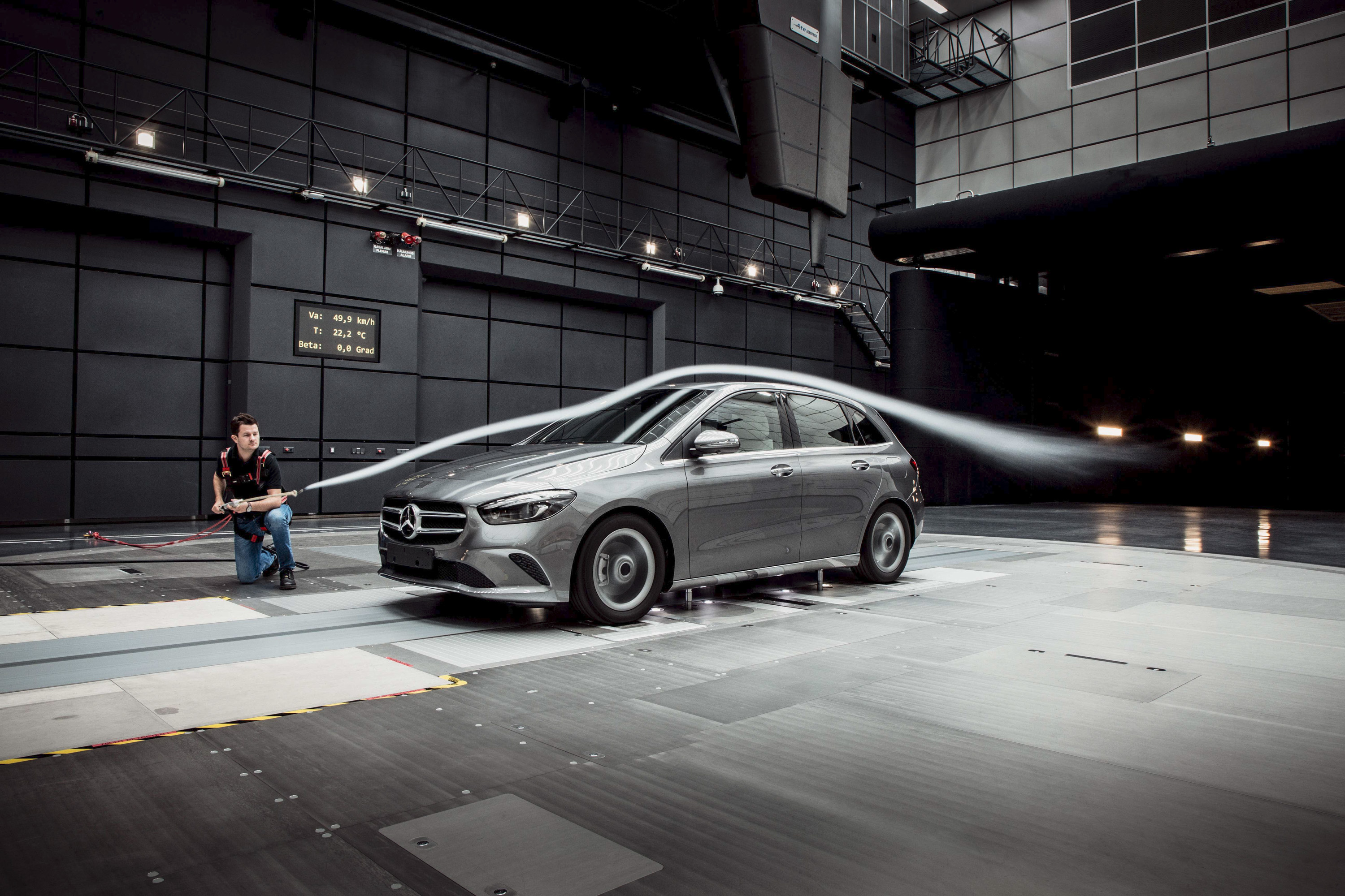 Mercedes Benz B Class Aerodynamics Wallpaper